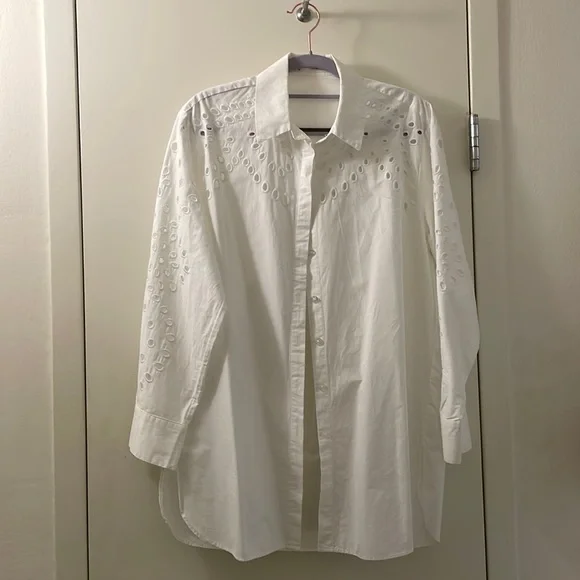 Open work detail blouse/ shirt. Oversize design. Like new. - Picture 2 of 4